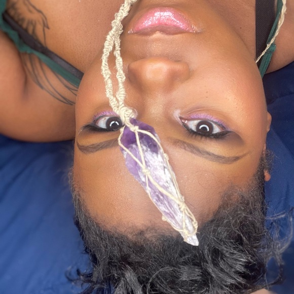 Unisex, handcrafted hemp cord necklace with approx. 2in amethyst crystal spear. - Picture 3 of 3